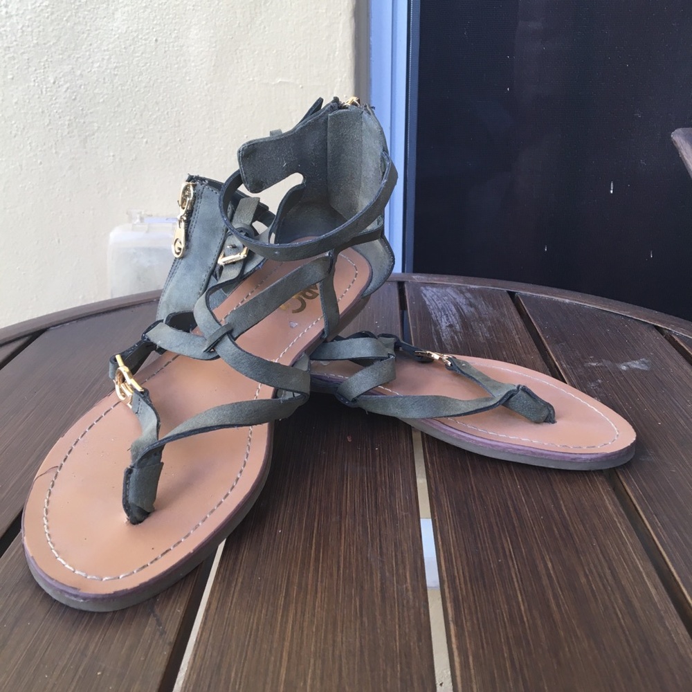GBG by Guess sandals